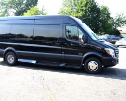 Black Tye Limousine